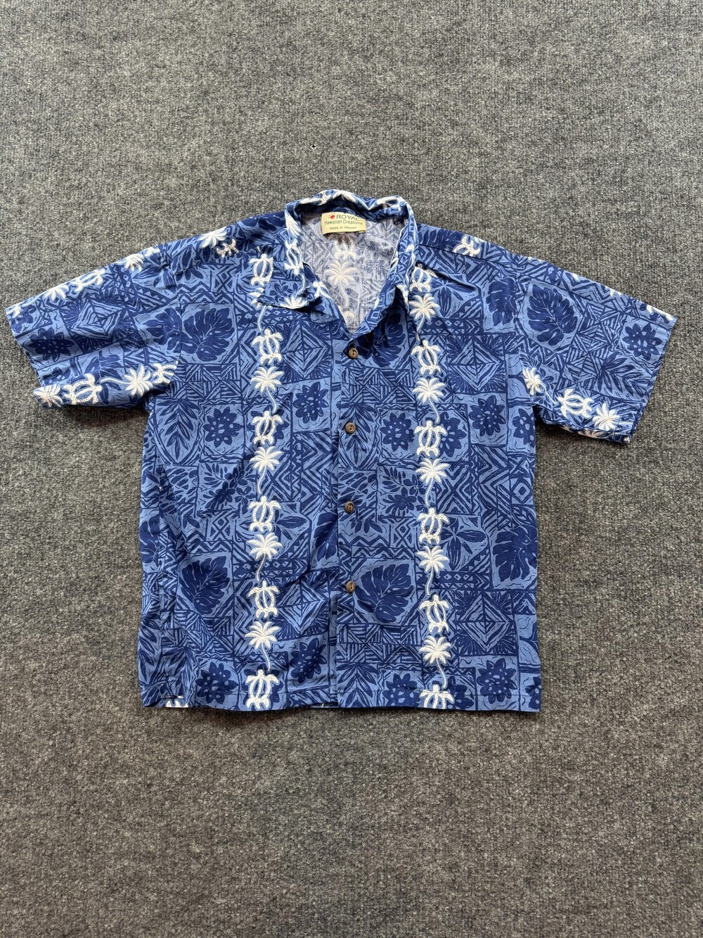 Royal Hawaiian Creations Shirt Mens Large Blue Turtle Button Up Made Hawaii